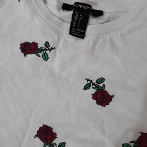 Rose Pattern Top - Picture 2 of 2